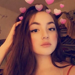 Meet your Posher, Fallon